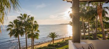 Unique duplex corner Penthouse in Marina Puente Romano.