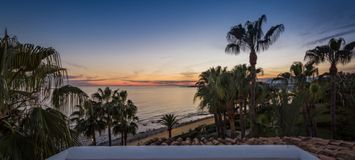 Unique duplex corner Penthouse in Marina Puente Romano.