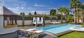 Modern Luxury Villa 14 Chambres marche distance de la plage.