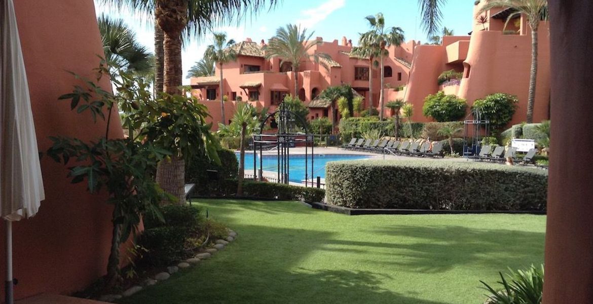 Apartamento en Alquiler en Estepona