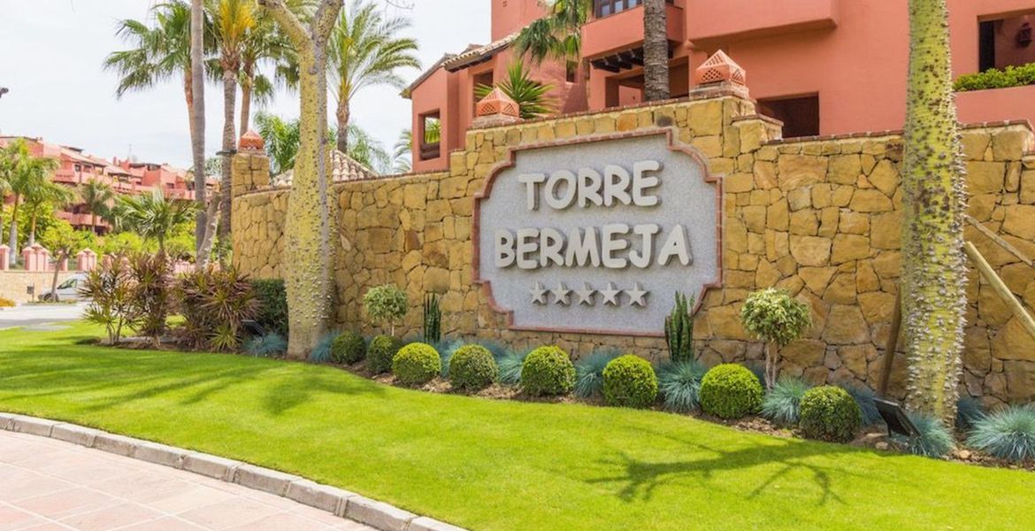 Apartment for Rent in Torre Bermeja