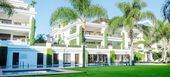 Apartamento de lujo en Doncella Beach, Estepona con 2 dormit