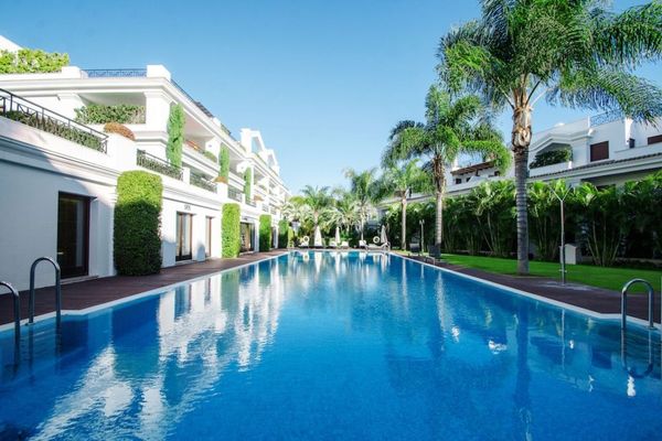 Luxury flat in Doncella Beach, Estepona with 2 bedrooms 