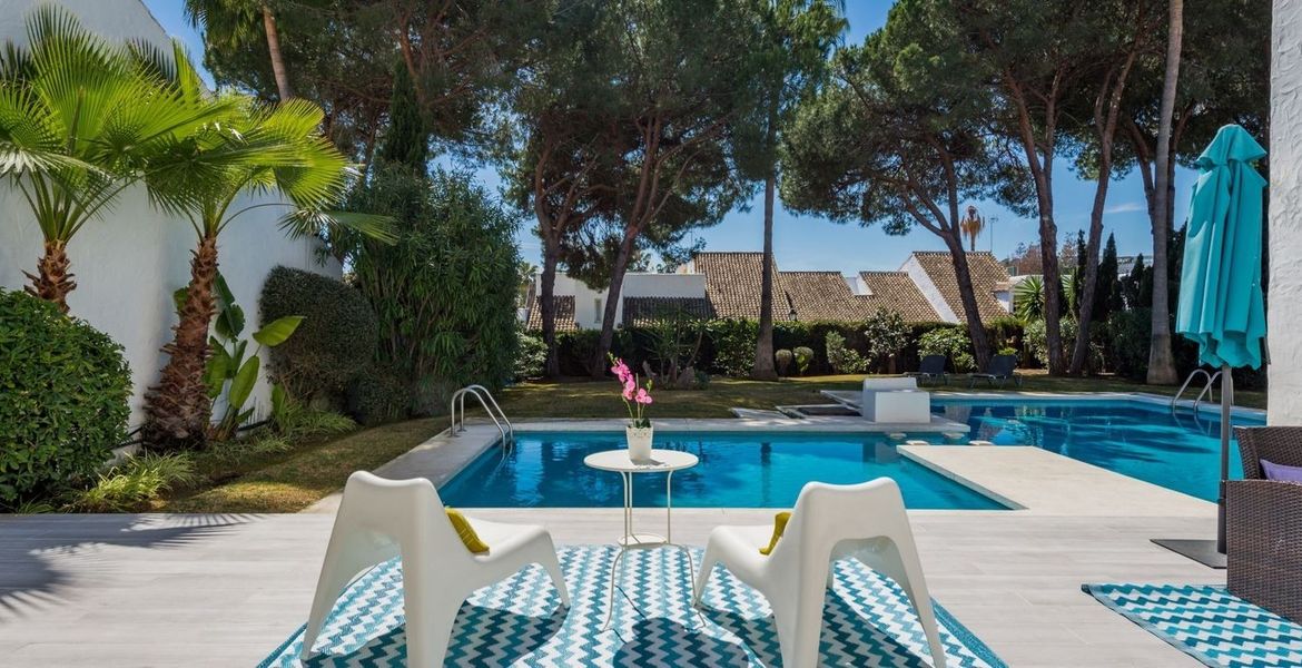 Villa for rent in puerto banus