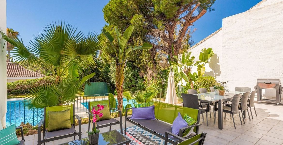 Villa for rent in puerto banus