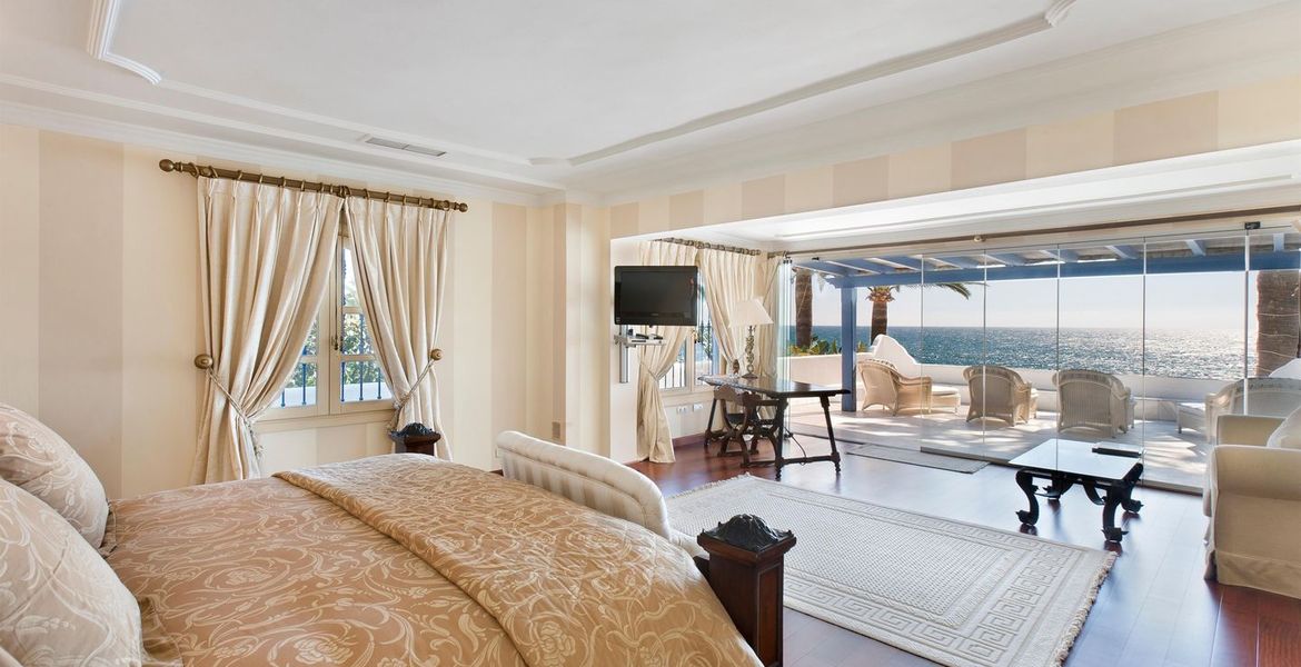 Villa à louer Marbella Golden Mile front beach