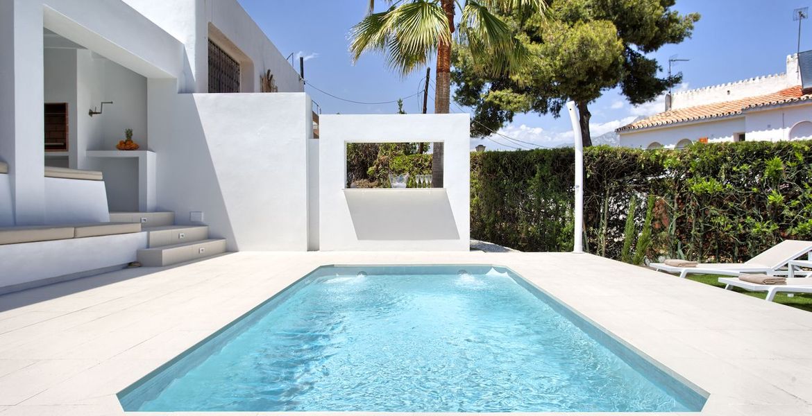 Villa nueva y moderna en Marbella cerca de Puerto Banús