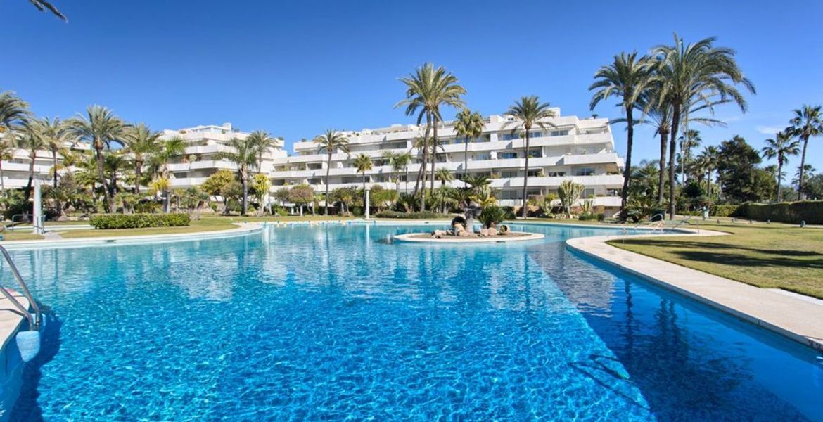 Apartment Los Granados Puerto Banus