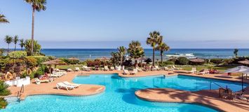 Marbella Apartment ground floor beach front