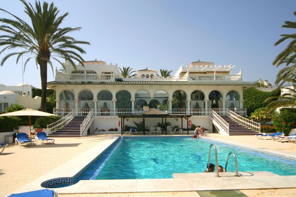 Golden Mile Marbella villa Beach front