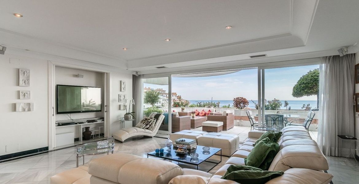 Penthouse Gray D’Albion Puerto Banus MARBELLA