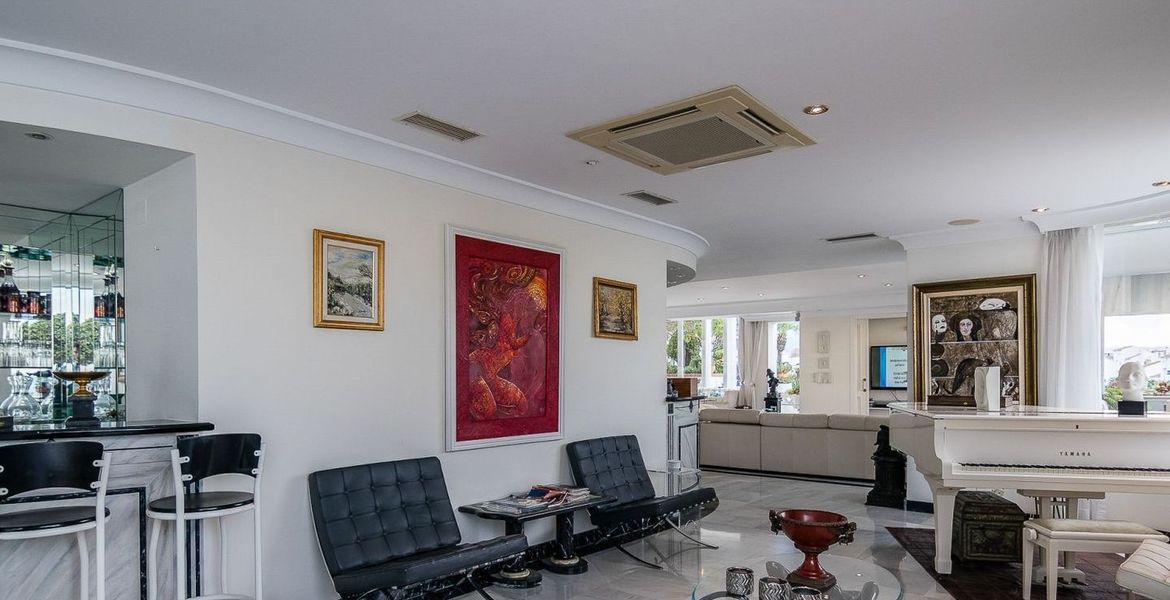 Penthouse Gray D’Albion Puerto Banus MARBELLA