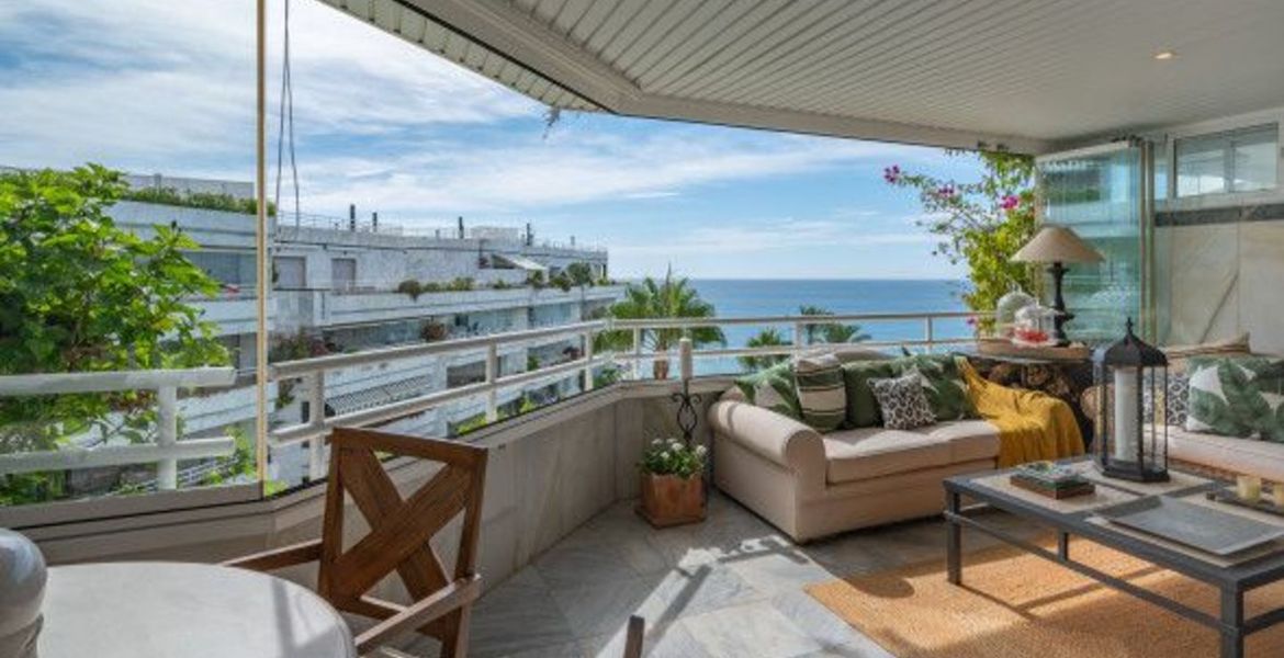 Alquiler de apartamento en playa esmeralda