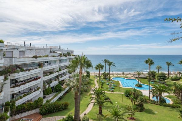 Alquiler de apartamento en playa esmeralda