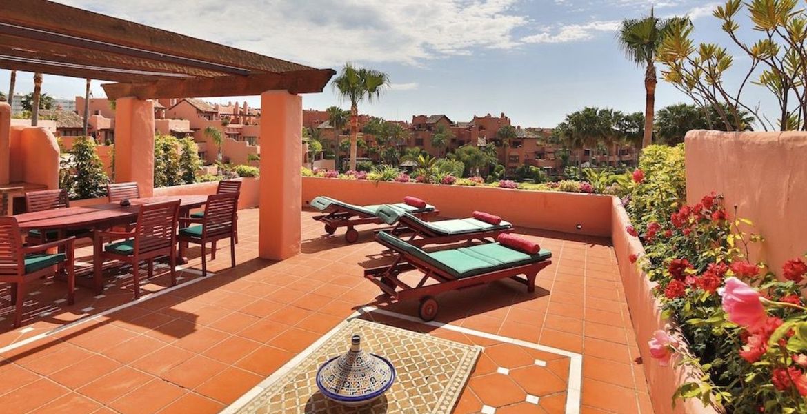 DUPLEX PENTHOUSE À CABO BERMEJO ESTEPONA