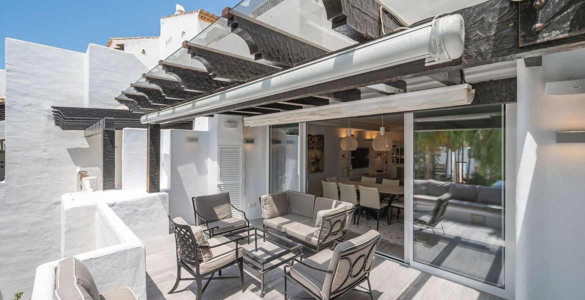 Duplex Penthouse in Puente Romano