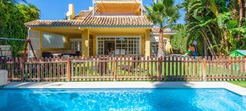 Villa clasica estilo andaluz en alquiler