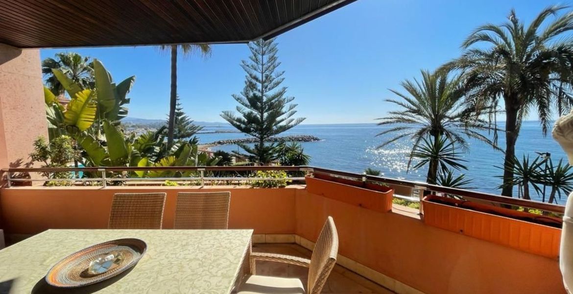 Appartement en bord de mer à Marbella