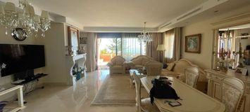 Beachfront Apartment in Marbella