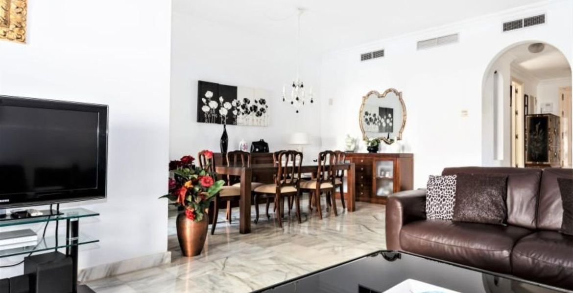 Townhouse for rent in Marbella