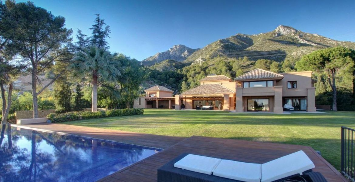 Villa for Rental in Sierra Blanca