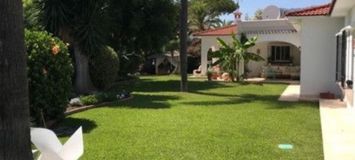 Villa en Los Monteros