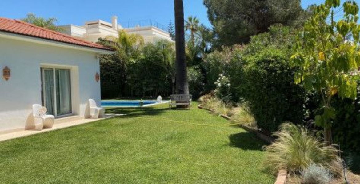 Villa in Los Monteros