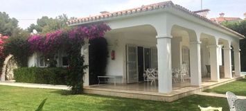 Hermosa villa en Nueva Andalucia