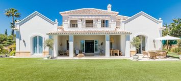 Villa in Estepona