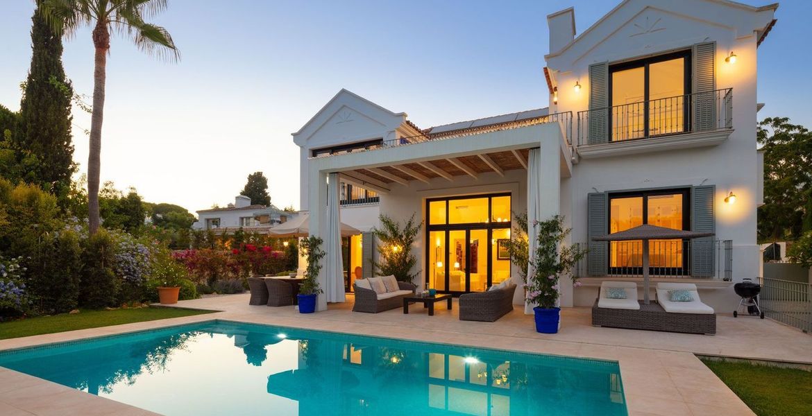 Villa for rent in Marbella Club area.