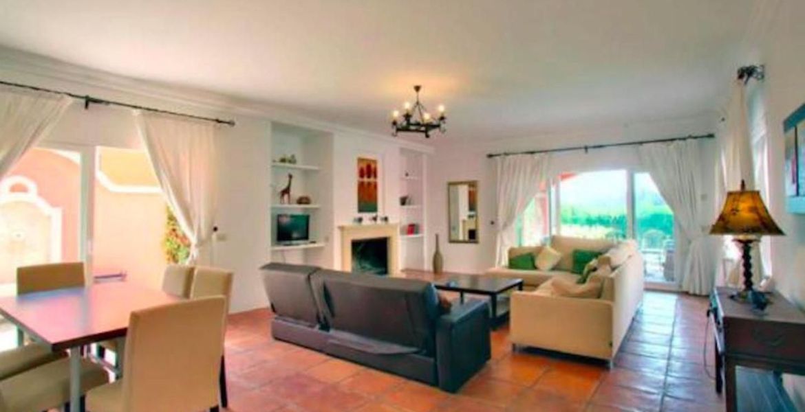 Villa for rent in Marbella