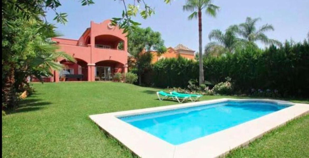 Villa for rent in Marbella