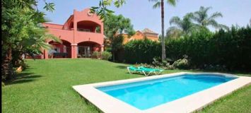 Villa en alquiler en Marbella