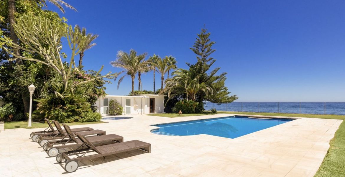 Villa on the beach Marbella Guadalmina