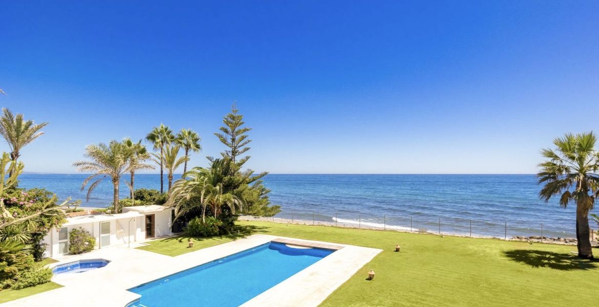 Villa on the beach Marbella Guadalmina