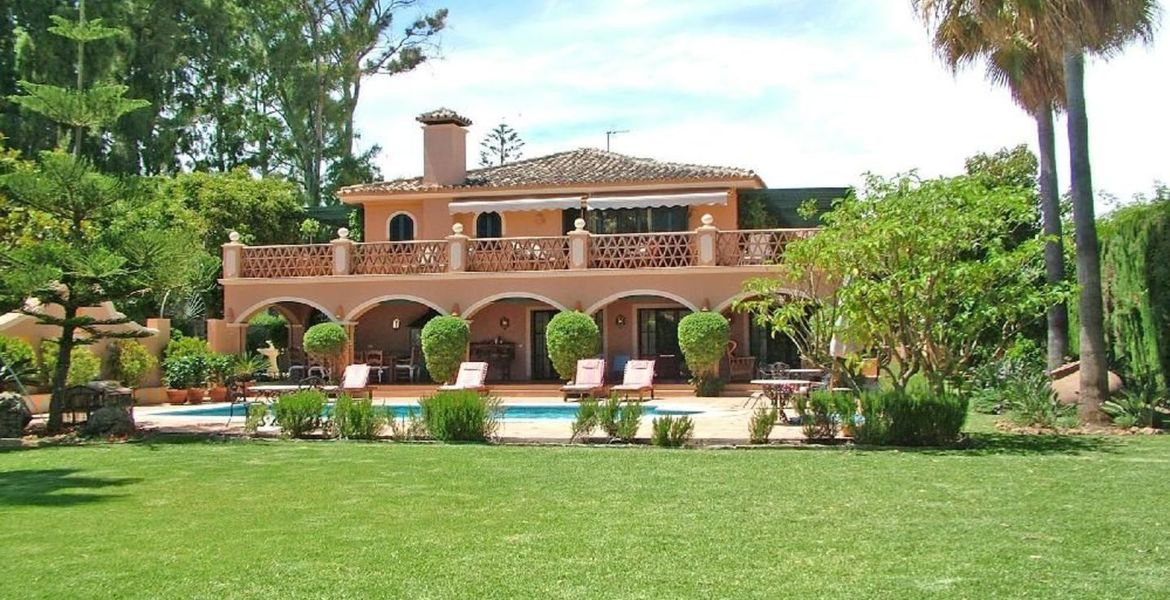 Luxury villa in Baja Guadalmina