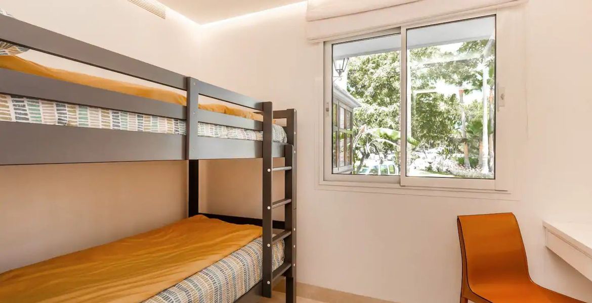 Appartement de 3 chambres avec jardin japonais à Puente Roma