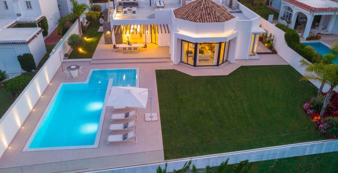 Luxury Villa with Golf and Sea views