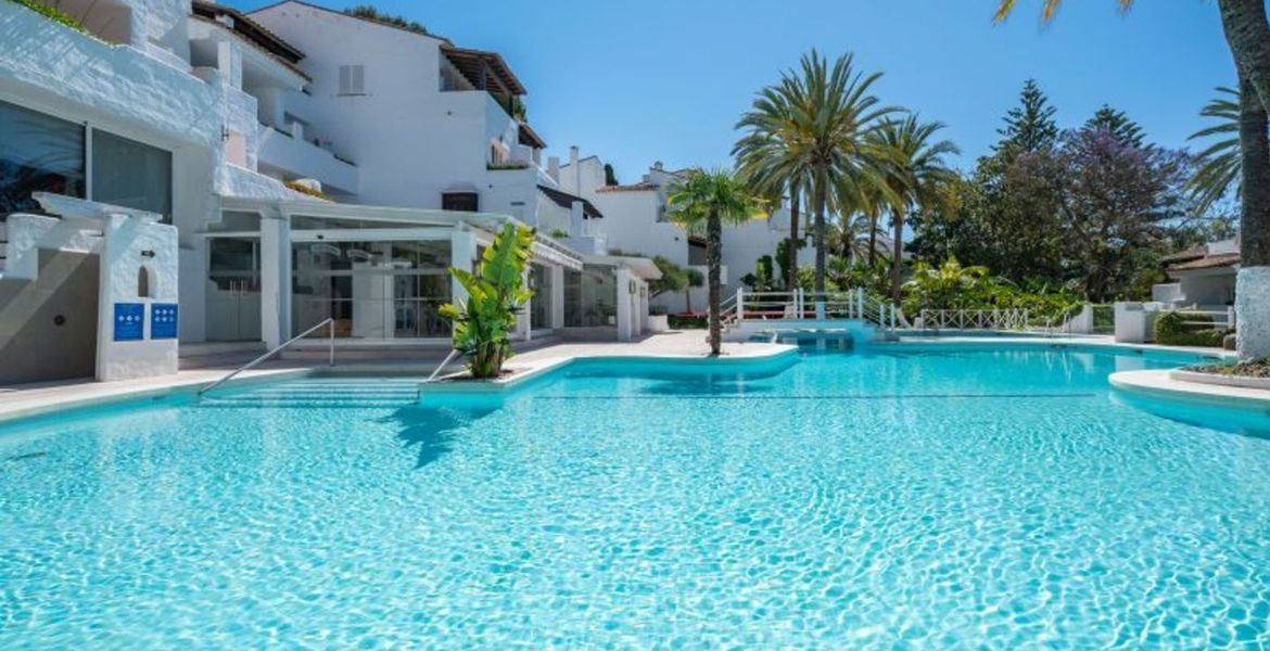 PARFAIT APPARTEMENT À LOUER À L'HÔTEL PUENTE ROMANO