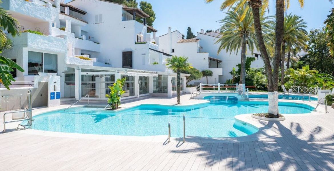 PARFAIT APPARTEMENT À LOUER À L'HÔTEL PUENTE ROMANO