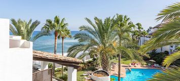 Penthouse sea view in Puerto Banus 