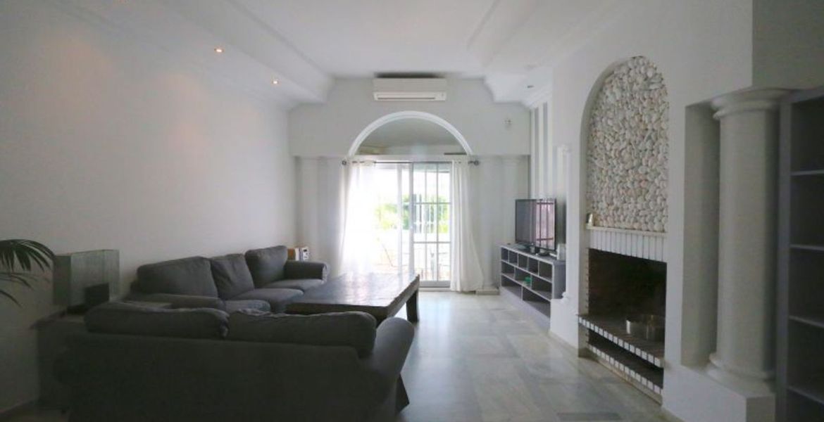 TOWNHOUSE IN LAS LOMAS DE MARBELLA