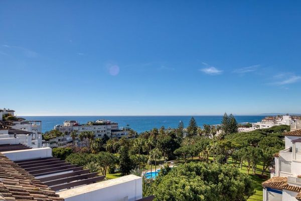 Penthouse in Playas del Duque Puerto Banus Marbella