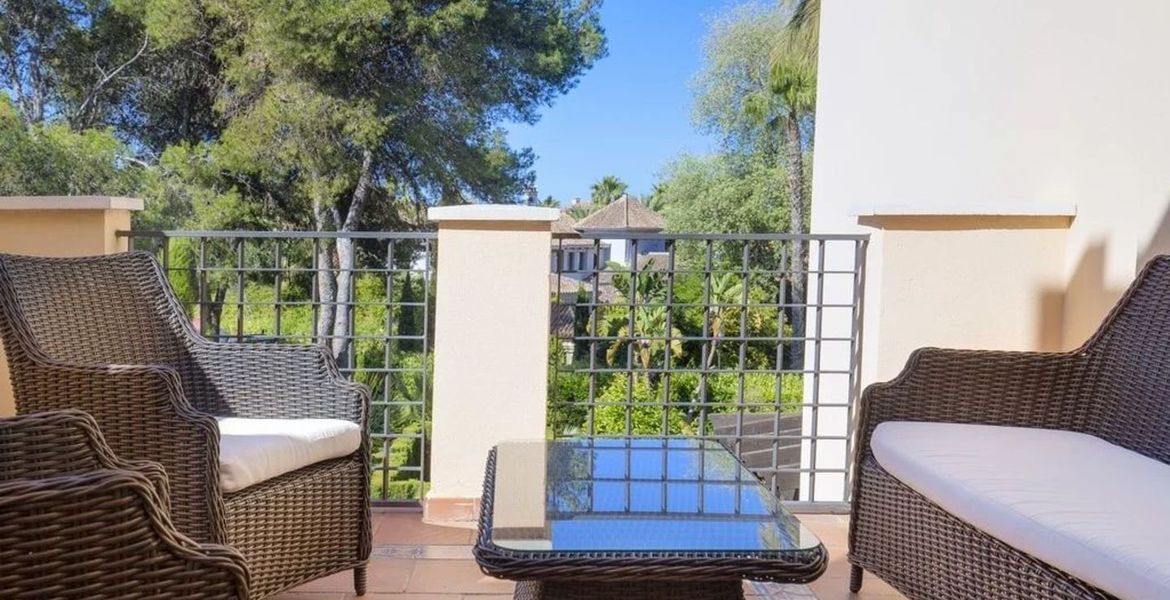 Apartment in Nueva Andalucia -Puerto Banus Marbella