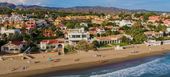 Villa en primera línea de playa en alquiler