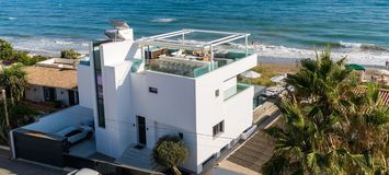 Villa en primera línea de playa en alquiler