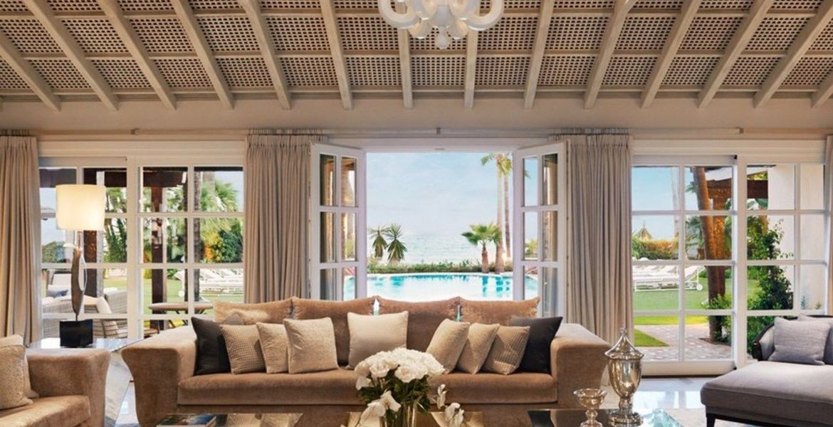 Villa Exclusive Front de Mer Marbella