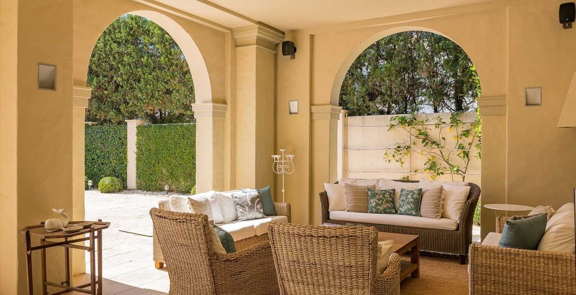 Villa a Golden Mile Puente Romano Marbella 