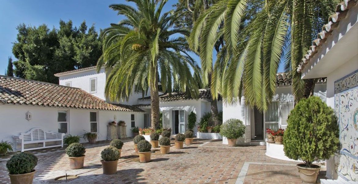 Villa in Marbella Club