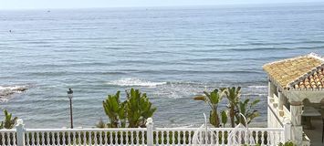 Beach Front Villa in Puente Romano